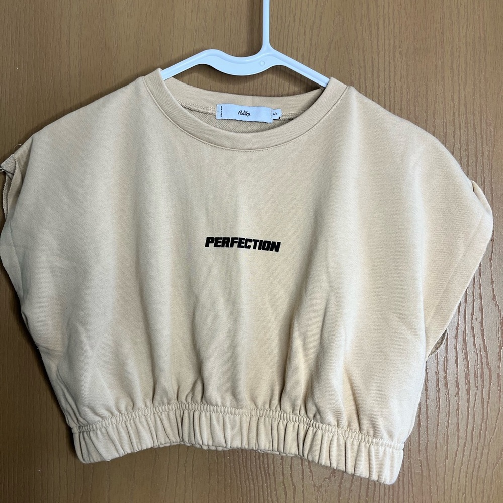 Adika Beige Cropped Top with 'Perfection' Print